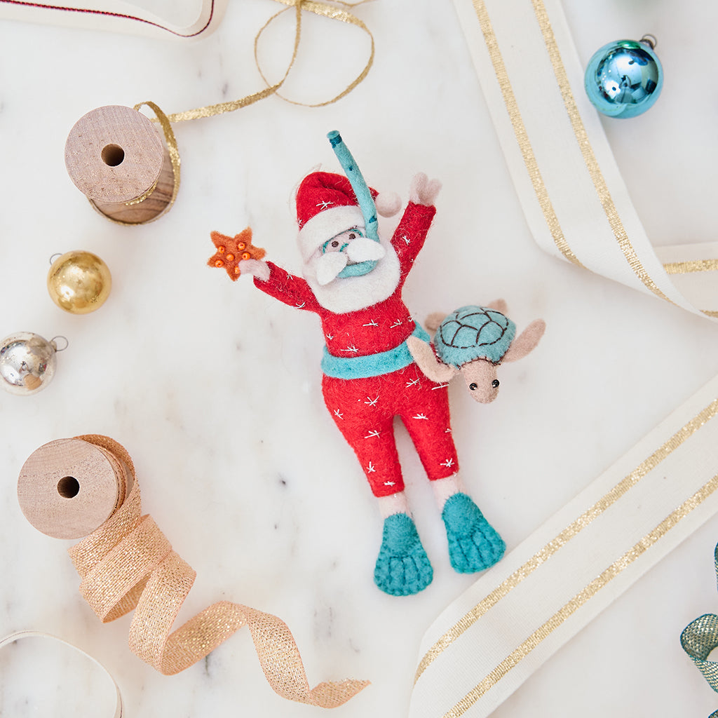 Tropical Snorkel Santa Ornament